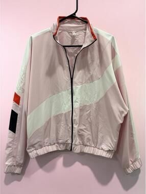 Retro Sporty Girl Vibes 💫 Vintage Reebok Oversized Jacket